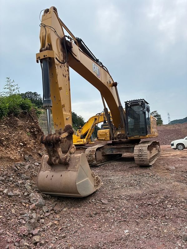 CAT Excavators JMX10885