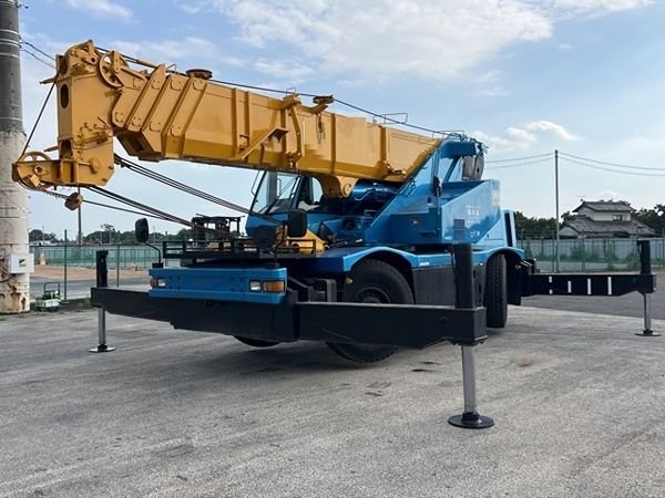 KOMATSU Rough Terrain Cranes JMX10064