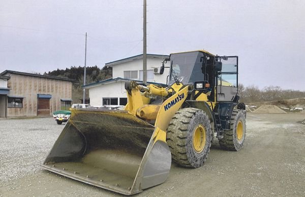 KOMATSU WA320-8