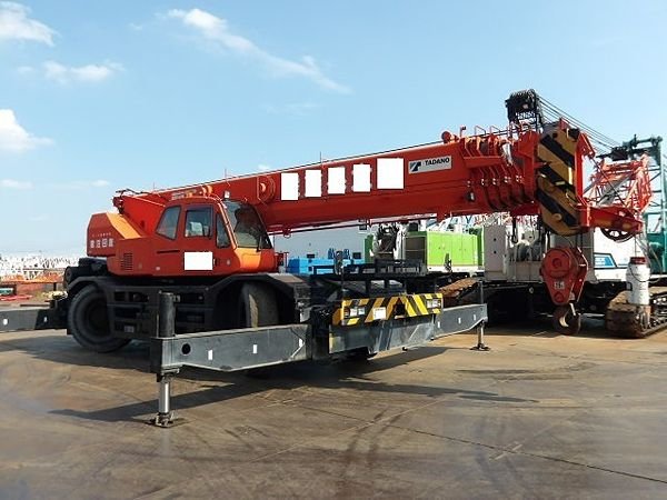 TADANO Rough Terrain Cranes JMX11678