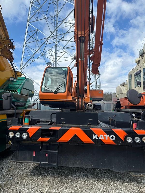 KATO Rough Terrain Cranes JMX8892