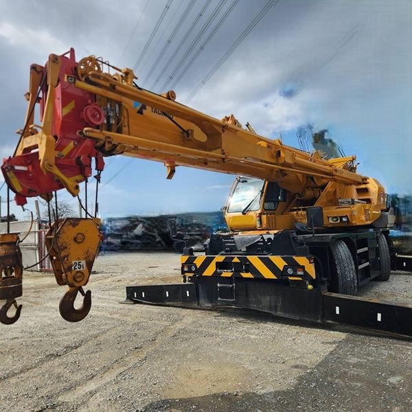 TADANO Rough Terrain Cranes JMX8951