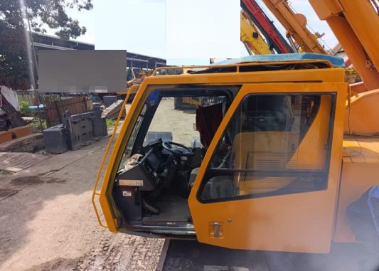 KATO Rough Terrain Cranes JMX8920