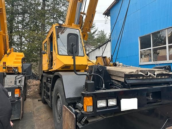 TADANO Rough Terrain Cranes JMX9058