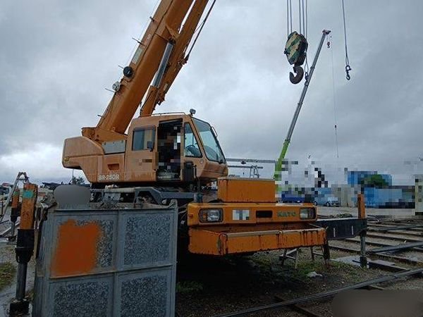 KATO Rough Terrain Cranes JMX9407