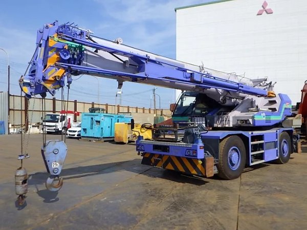 TADANO Rough Terrain Cranes JMX9590