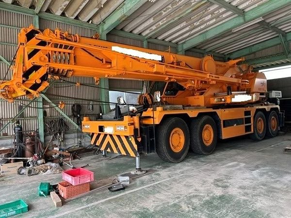 TADANO Rough Terrain Cranes JMX9787