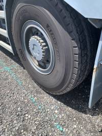 Thumbnail 25