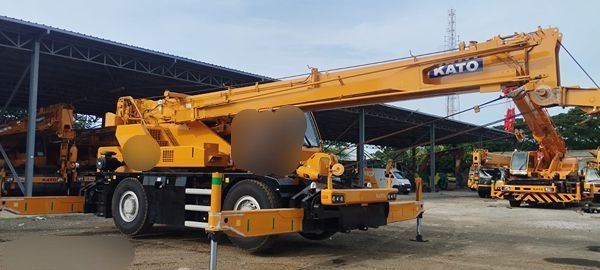 KATO Rough Terrain Cranes JMX9875
